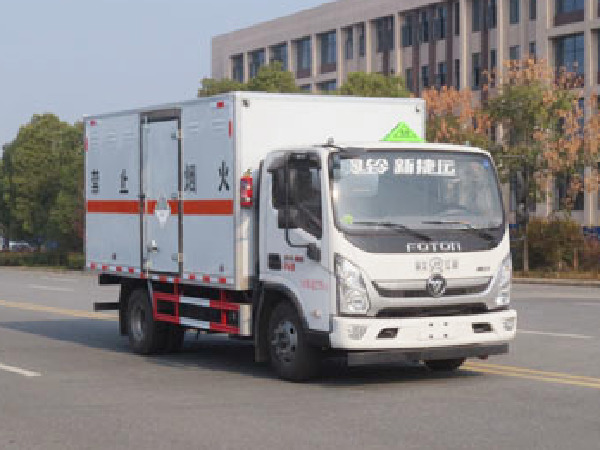 福田奧鈴4噸雜項物品廂式運輸車