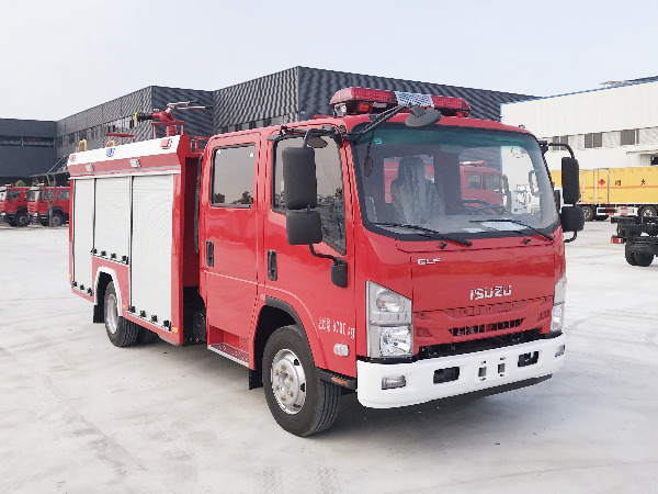 慶鈴3.8噸泡沫消防車